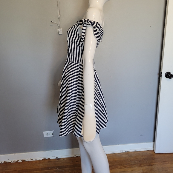 Molly Bracken Off the Shoulder Sailor Dress, VGUC, Size S - Picture 6 of 10
